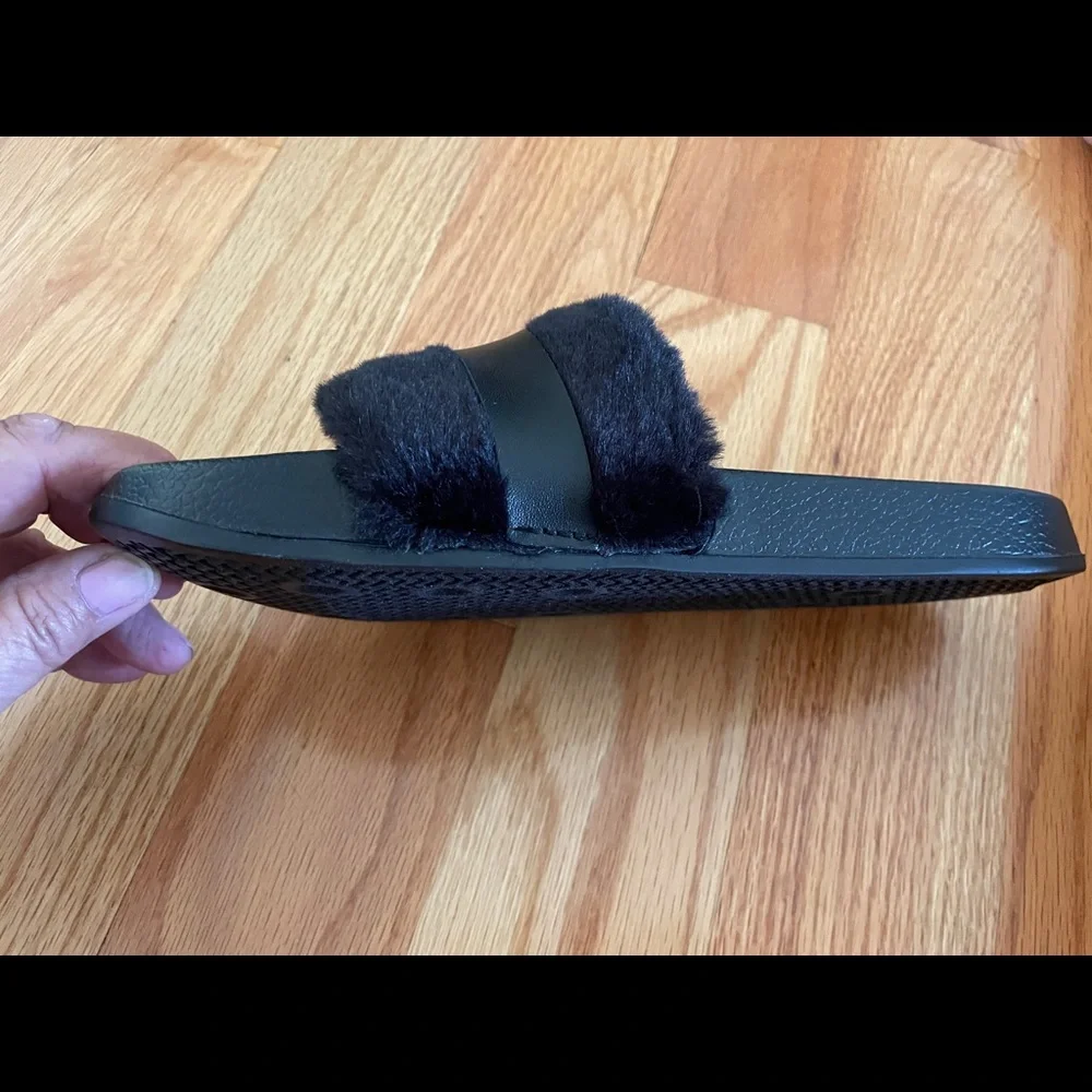 COPY - Urban Sport Slippers by J/Slides - Picture 3 of 6